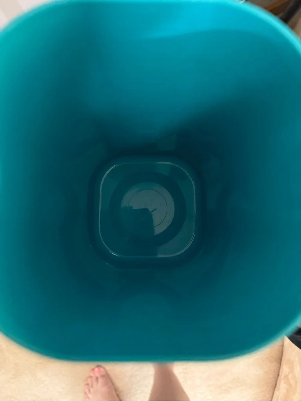 Vintage Lipton Iced Tea Pitcher Turquoise White Plastic Advertising Retro